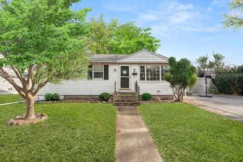 53 Roundway Drive, Coventry, RI 02816