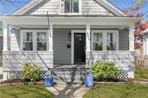 666 Fruit Hill Avenue, North Providence, RI 02911