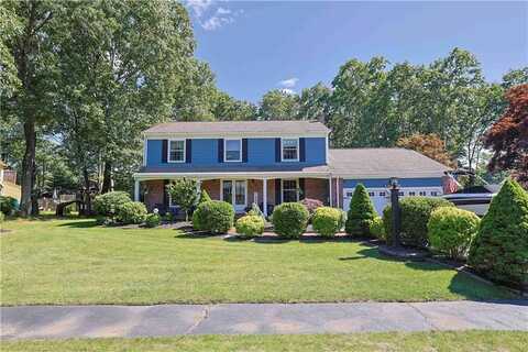8 Winterberry Drive, Coventry, RI 02816