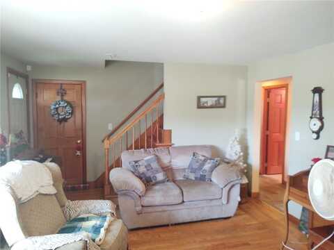 62 Chestnut Street, Seekonk, MA 02771