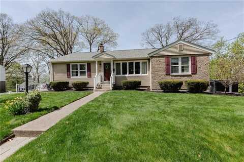 127 St Agnes Avenue, Woonsocket, RI 02895