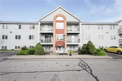 728 Beverage Hill Avenue, Pawtucket, RI 02861