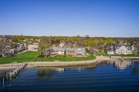 221 Hope Street, Bristol, RI 02806