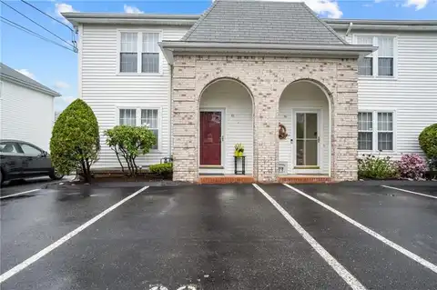 60 Hawthorne Place, North Providence, RI 02904