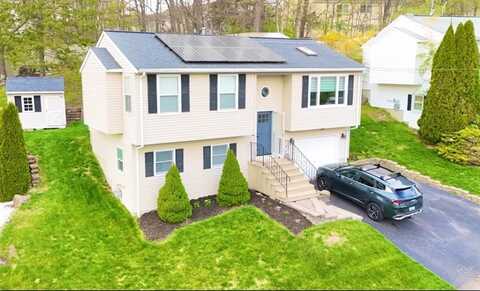 15 Lawnacre Drive, North Providence, RI 02911
