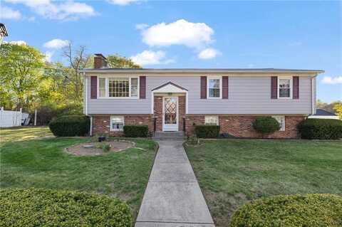 4 Country Drive, Smithfield, RI 02828