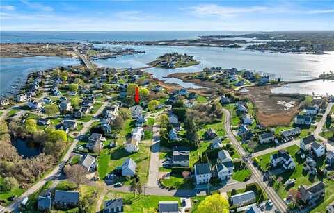 25 Scallop Shell Road, Narragansett, RI 02882