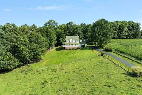 1283 Valley Road, Saltville, VA 24370