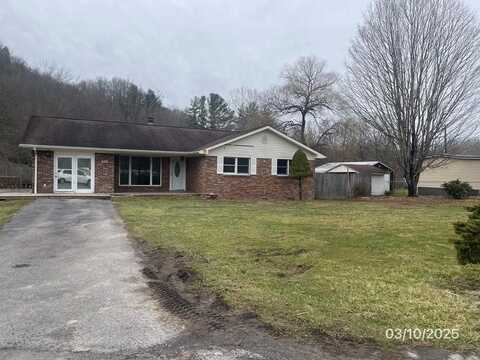 606 Kirby Rd, Raven, VA 24639