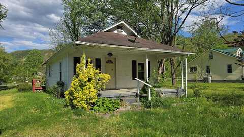 820 S. Beaverdam Ave., Damascus, VA 24236