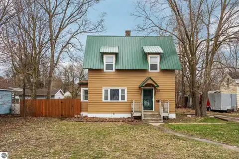 205 W Fourteenth Street, Traverse City, MI 49684