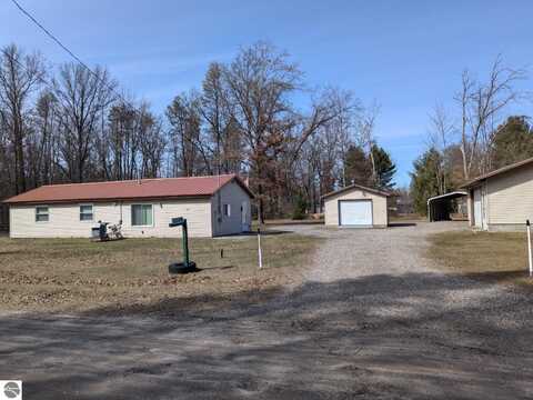 2335 Cecil Hedley Drive, Prescott, MI 48756
