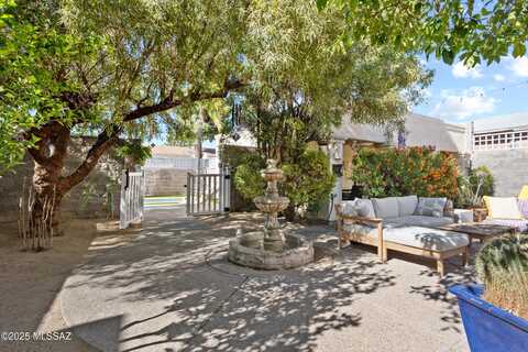 2733 E 6th Street, Tucson, AZ 85716