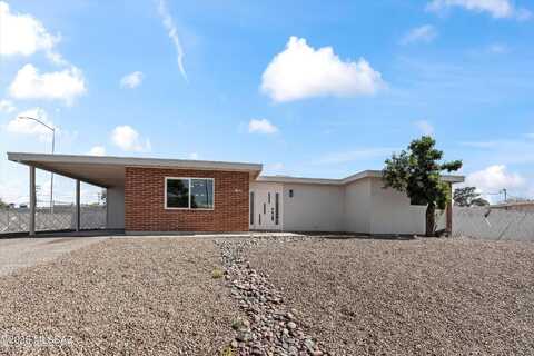 7340 E Calle Merida, Tucson, AZ 85710