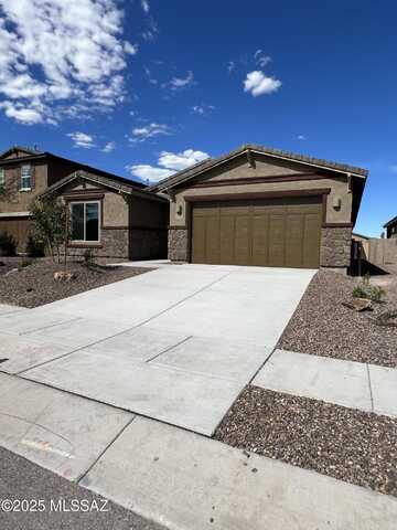 11652 N Village Vista Place, Oro Valley, AZ 85737