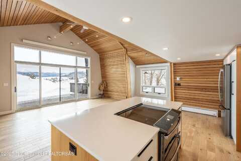 1710 E PORCUPINE Road, Jackson, WY 83001