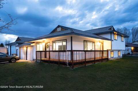 811 JADE Street, Pinedale, WY 82941