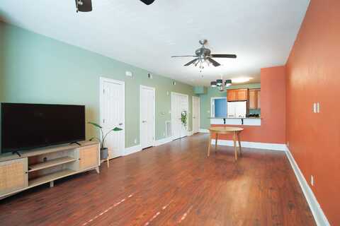 1974 Midyette Road, Tallahassee, FL 32301