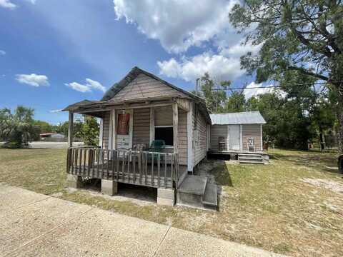 812 Hampton Springs Avenue, Perry, FL 32347