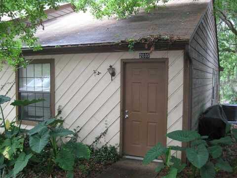 2035 Continental Avenue, Tallahassee, FL 32304