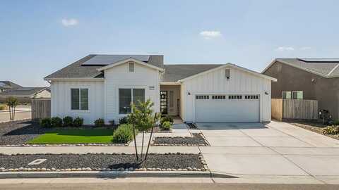 2015 N Frontier Street, Hanford, CA 93230