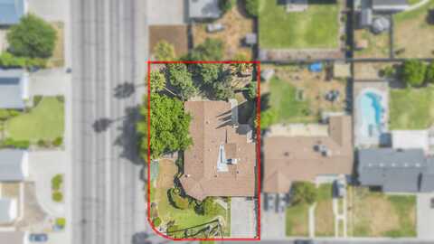 1721 S Demaree Street, Visalia, CA 93277