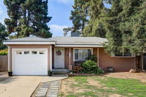 1601 E Sequoia Avenue, Tulare, CA 93274