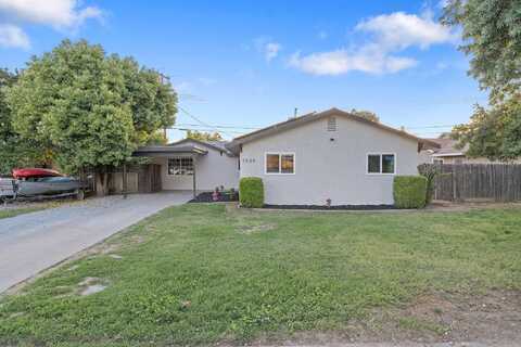 1039 N Cain Street, Visalia, CA 93292