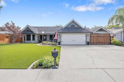 1430 S Hillcrest Drive, Visalia, CA 93292