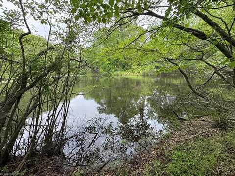 X Green Meadow Lane, Ararat, NC 27007