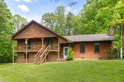 203 Millbrook Lane, Walnut Cove, NC 27052
