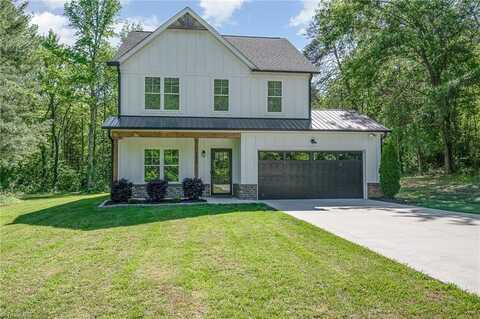 7634 Grapevine Road, Lewisville, NC 27023