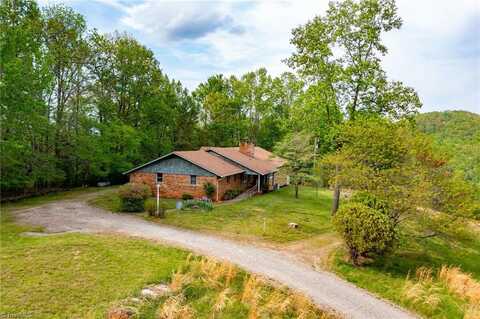 2252 E Brocktown Road, Moravian Falls, NC 28654
