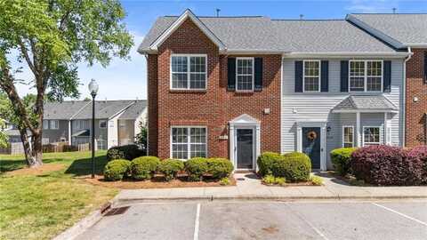 1773 Olivers Crossing Circle, Winston Salem, NC 27127