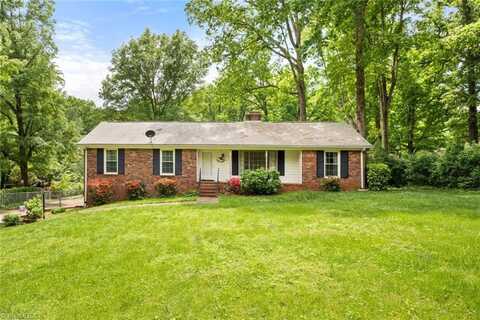 1010 Vienna Forest Drive, Pfafftown, NC 27040