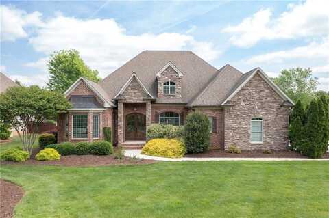 120 Grasslands Court, Advance, NC 27006