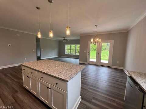 610 Carolina Avenue, Yadkinville, NC 27055