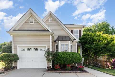 5504 Creekdale Circle, Raleigh, NC 27612