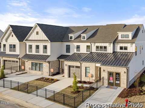 115 N District Avenue, Clayton, NC 27527