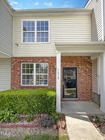 1610 Oxleymare Drive, Raleigh, NC 27610