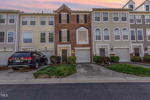5504 Crabtree Park Court, Raleigh, NC 27612