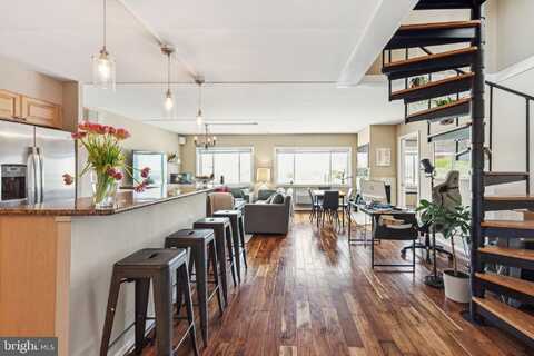 200 LOMBARD STREET, PHILADELPHIA, PA 19147