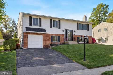 4051 CENTER AVENUE, LAFAYETTE HILL, PA 19444