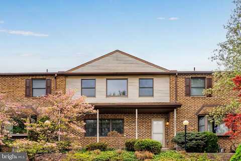 3841 N SARAYO CIRCLE, HARRISBURG, PA 17110