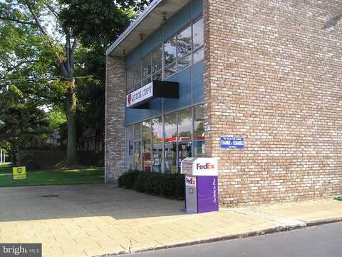 417 BROAD STREET W, FALLS CHURCH, VA 22046