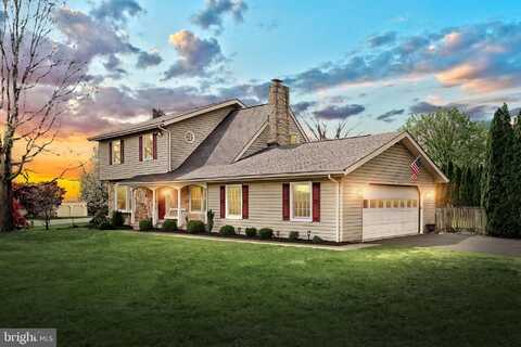 1213 JULIANNE DRIVE, HUMMELSTOWN, PA 17036