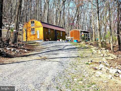 117 ROBERTS ROAD, GREAT CACAPON, WV 25422