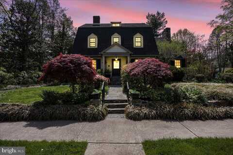 36 E OAK AVENUE, MOORESTOWN, NJ 08057
