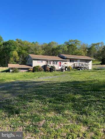 3721 WEST HOOVER ROAD, HAYWOOD, VA 22722