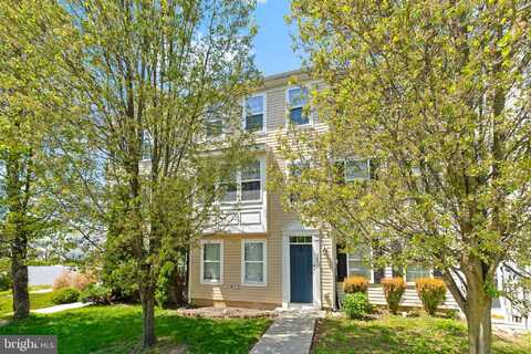 320 PENNSHIRE DRIVE, LANCASTER, PA 17603